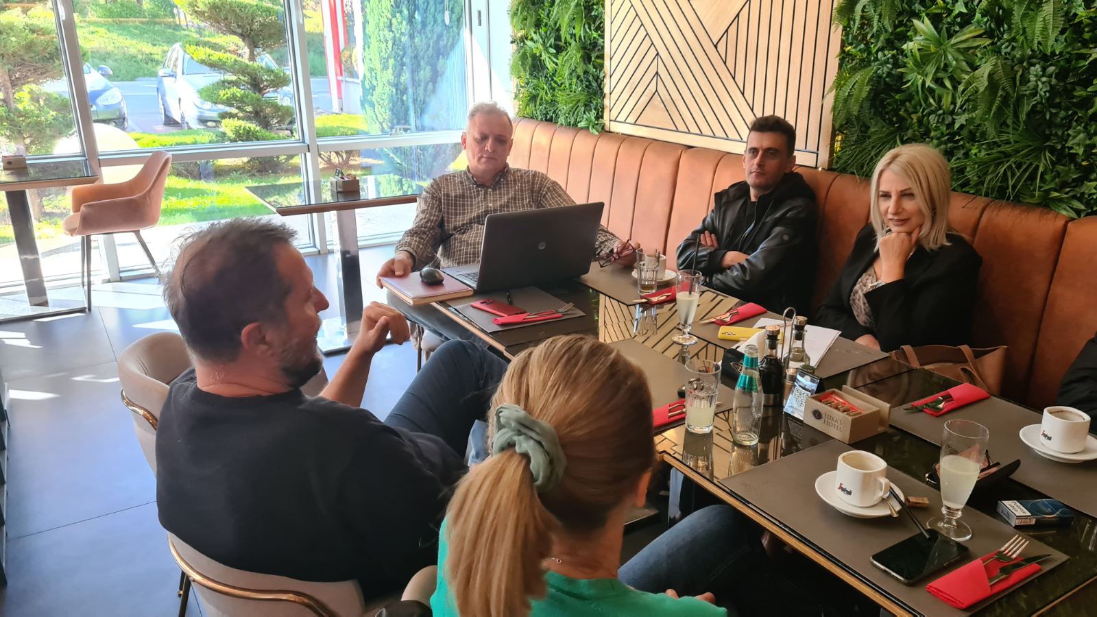 Uposlenici RTR-a učesnici radionice u okviru projekta “I ti se pitaš – Učestvuj i utiči”