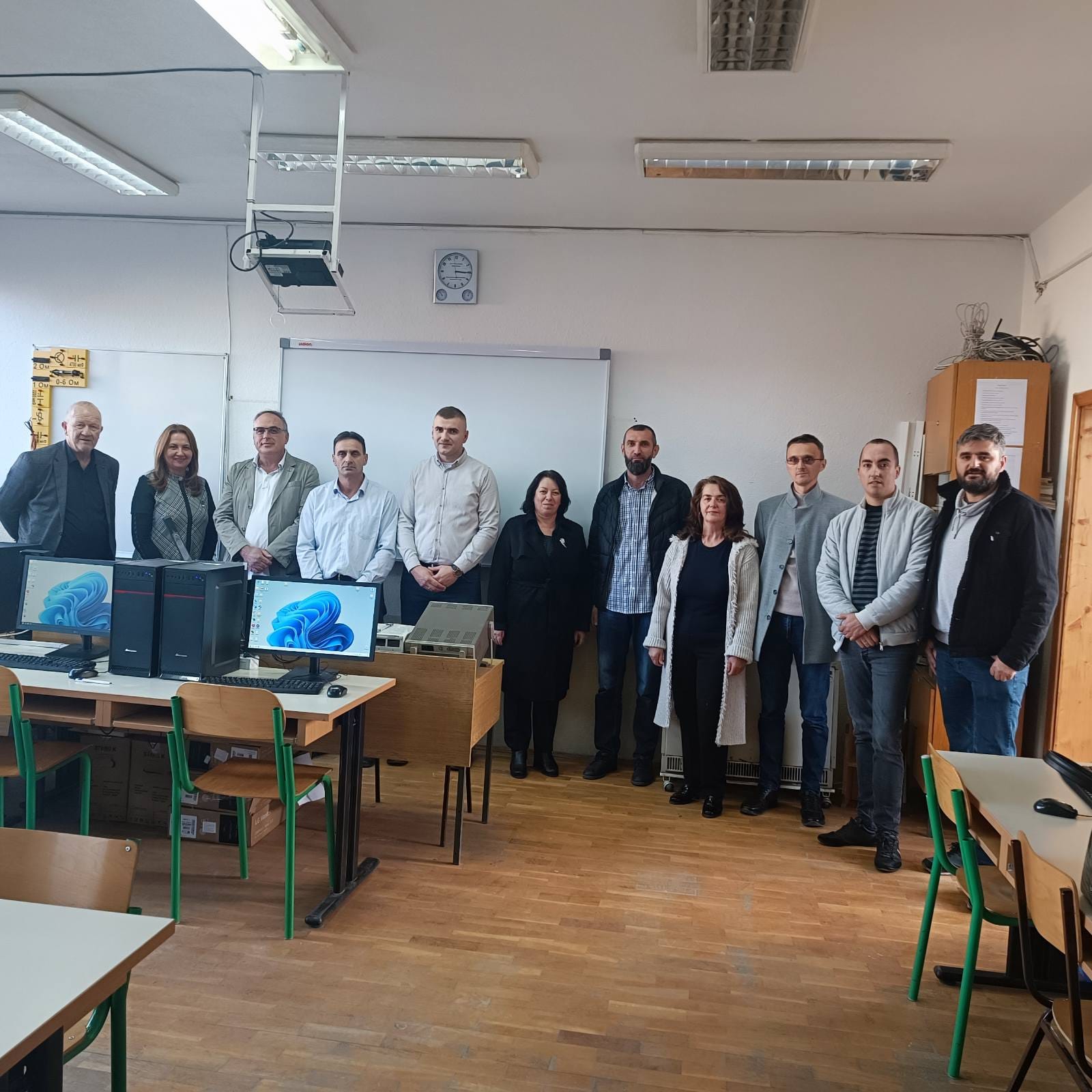 Srednja stručna škola dobila savremeni kabinet informatike