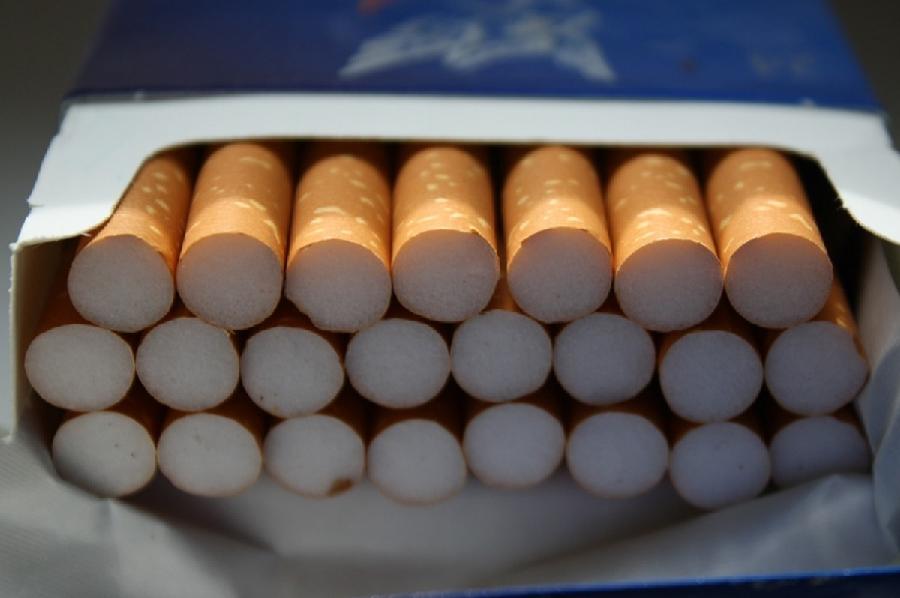Zabranjuje se prodaja cigareta na pijacama i preko interneta