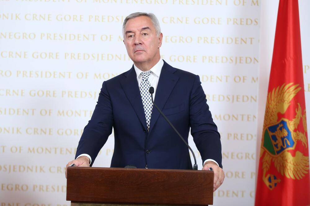 Đukanović uputio čestitku povodom 19. decembra – Dana Glavnog grada