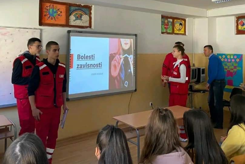 Crveni krst Rožaje organizovao niz radionica na temu bolesti zavisnosti