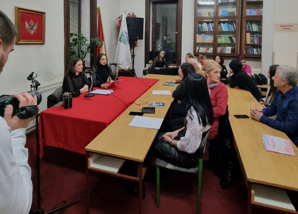 Održano poetsko veče „Iskra zavičajnih pjesnika“