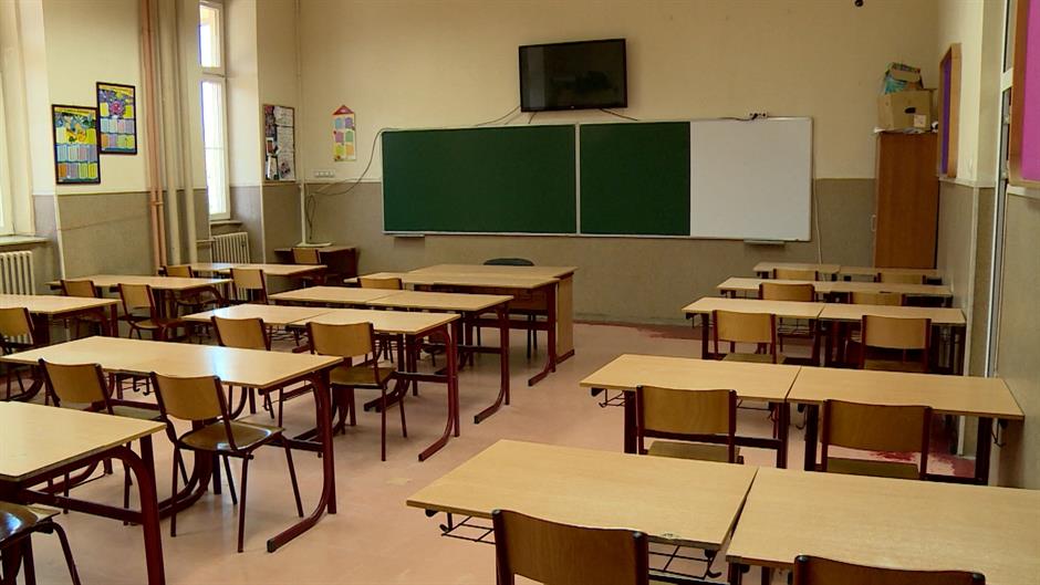 Direktore škola biraće školski odbor, a ne ministar