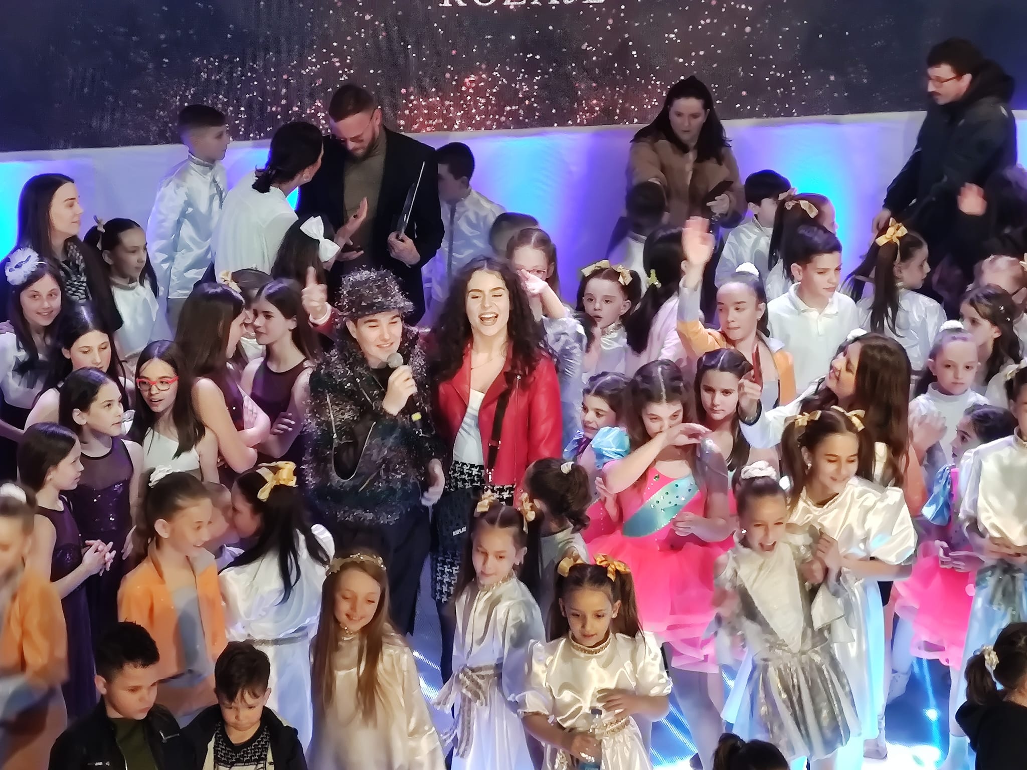 Otvoren Jubilarni 30. festival dečje pjesme „Zlatna pahulja“