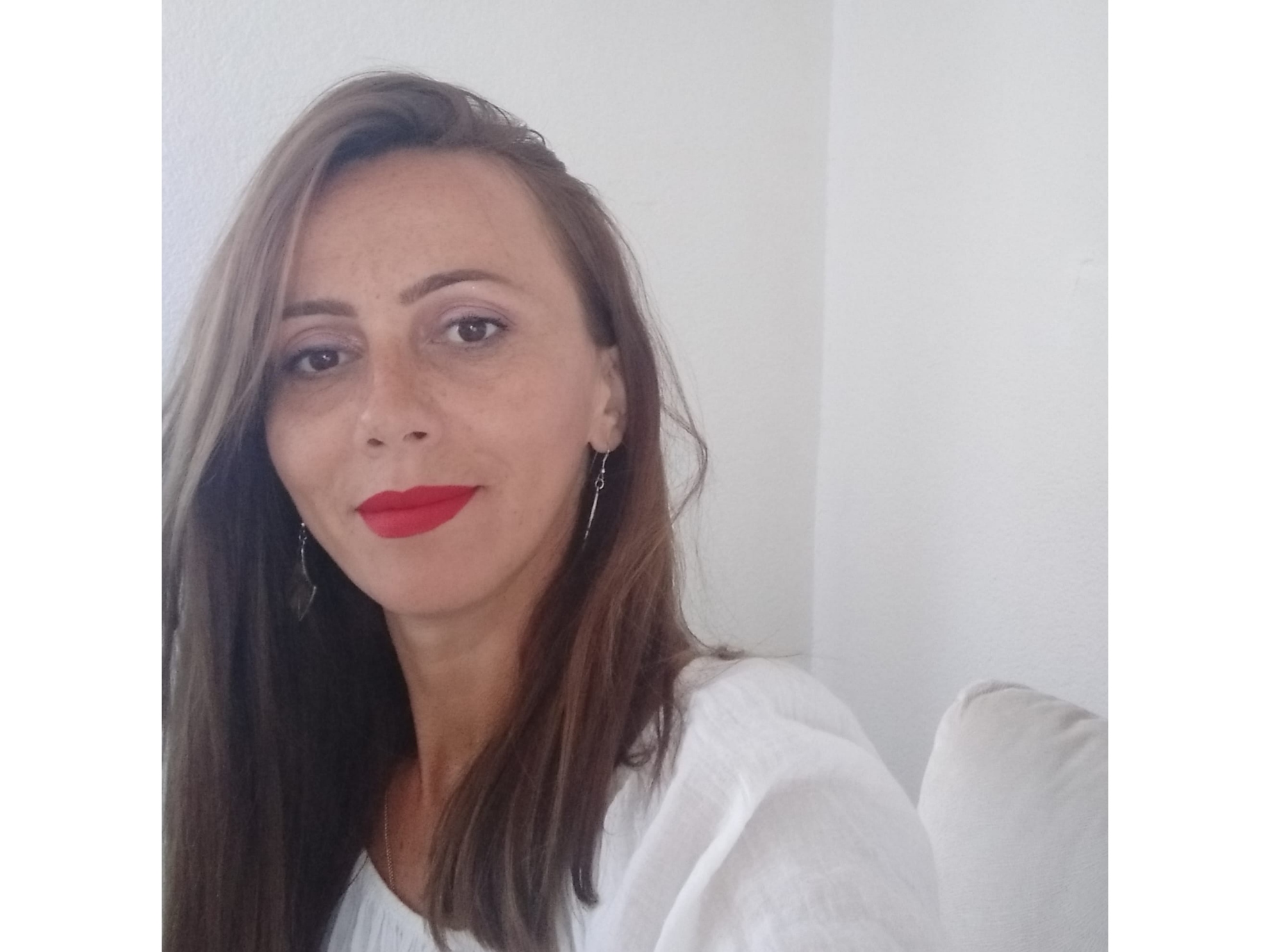 Munevera Sutović – Predstavljanje poetskog stvaralaštva Bošnjakinja Crne Gore