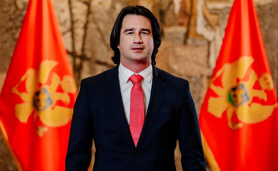 Kovač-Čestitka povodom nastupajućeg praznika Uskrsa