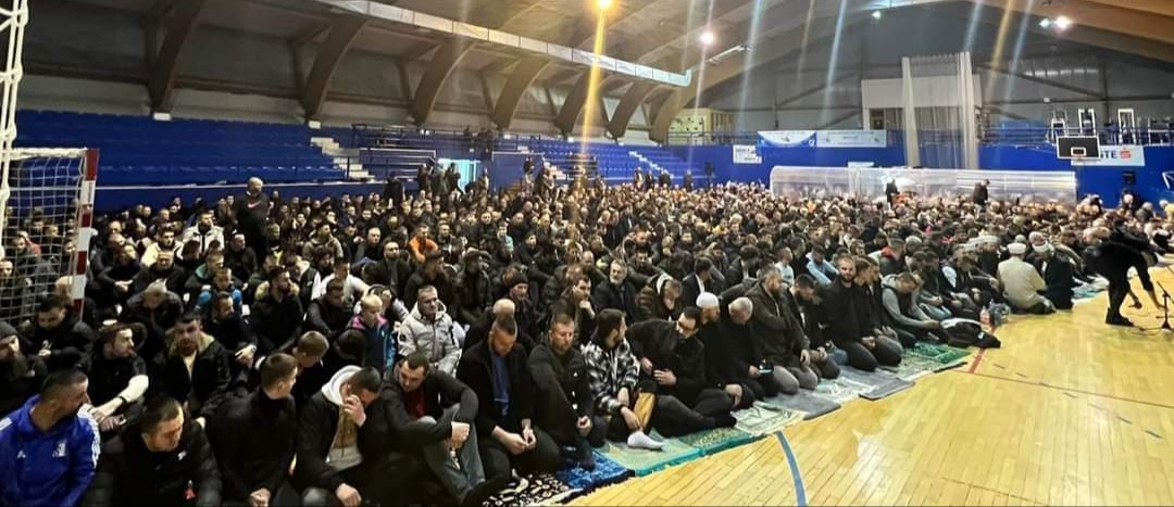 Noćni namaz u Rožajama, Brčvak donirao 10 umri
