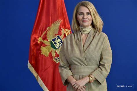 Gradonačelnica Podgorice Olivera Injac svim pravoslavnim vjernicima čestita Vaskrs