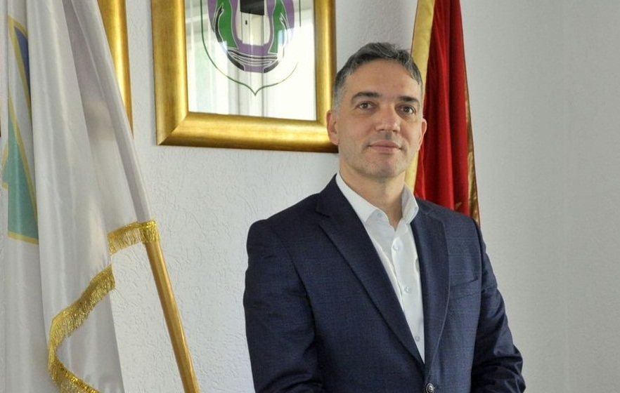 Avdić čestitao Dan bošnjacke nacionalne zastave