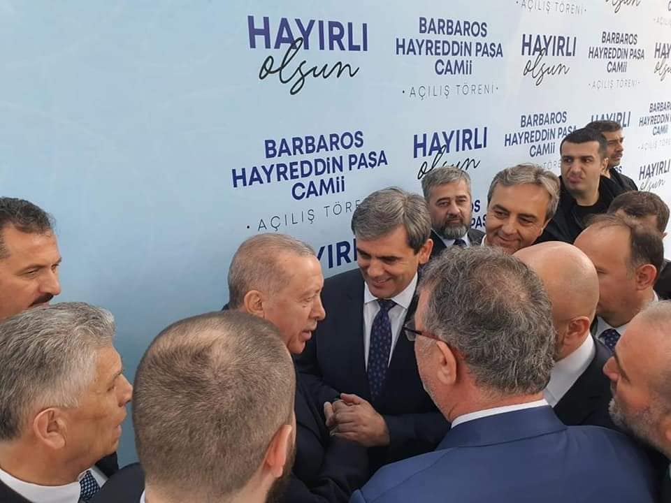 Ibrahimović sa Erdoganom na otvaranju Hajredin džamije u Istanbulu