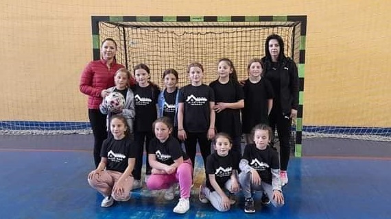 Učenice iz Balotića osvojile prvo mjesto u Mojkovcu