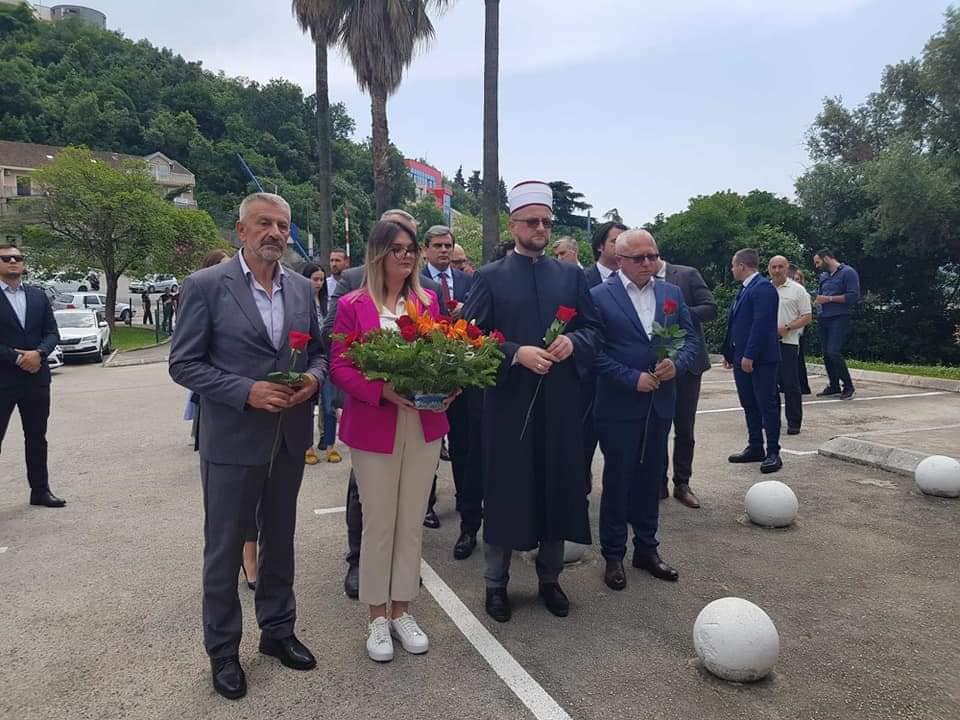 Delegacija Bošnjačkog vijeća u Crnoj Gori prisustvovala je obilježavanju 31.godišnjice deportacija bošnjačkih izbjeglica u Herceg Novom