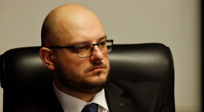 ADROVIĆ ZA STANDARD: Nema raskola unutar BS-a, povećaćemo broj mandata i bićemo “game changeri”