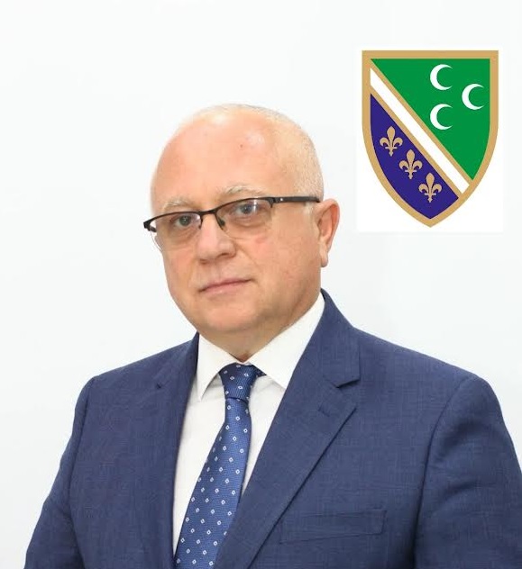 Čestitka predsjednika Bošnjačkog vijeća Sulja Mustafića povodom Dana bošnjačke nacionalne zastave