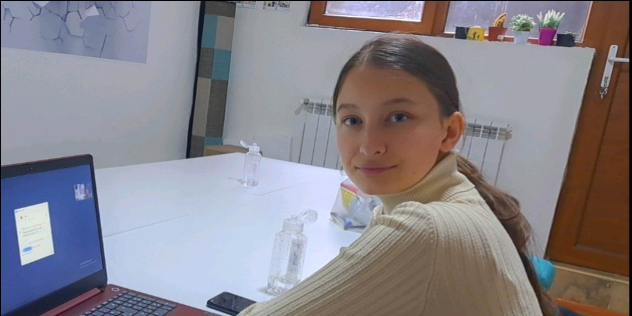 Jeta Daci veoma uspješna na takmičenjima u poznavanju engleskog jezika