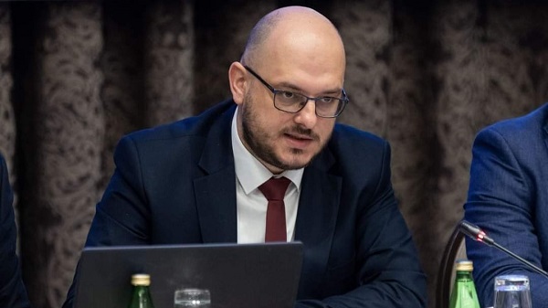 Ministar Adrović čestitao Kurban – bajram