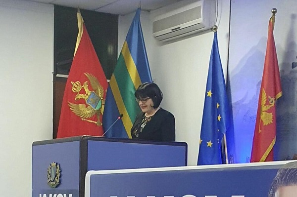 Ćinćur (PES) : Podrška protestu Za društvo znanja. Ne dozvolimo da prepisivanje postane pravilo!