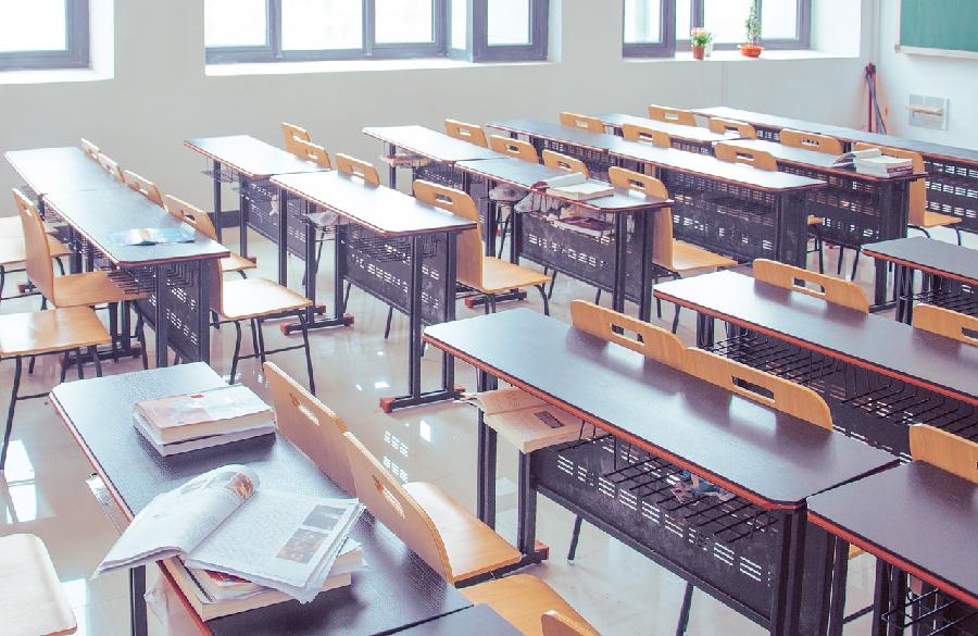Otkazan eksterni ispit iz matematike za polumaturante