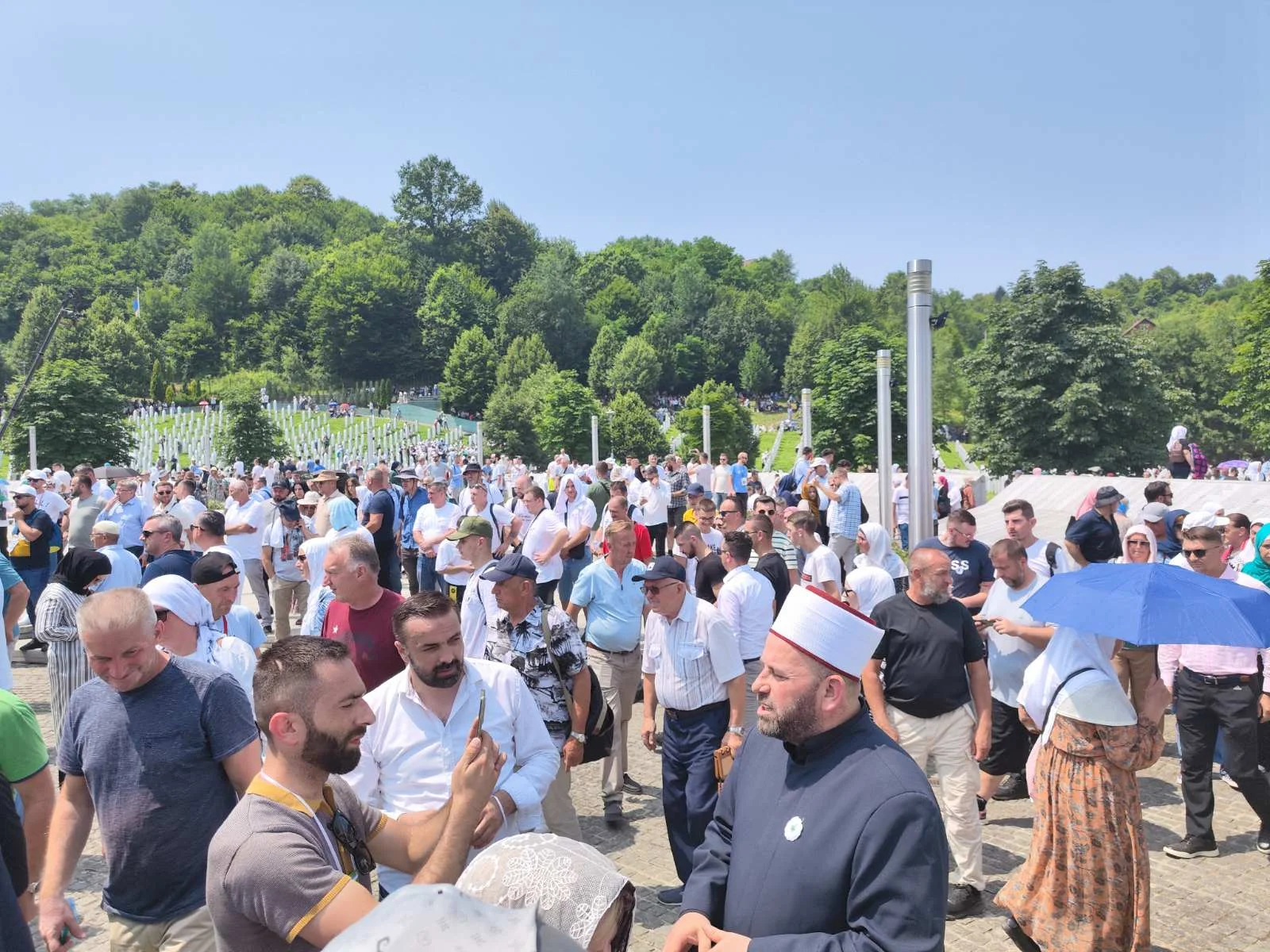 Reis Fejzić: “Još žive ideologije zločinaca u Srebrenici, mladi ljudi su zatrovani”