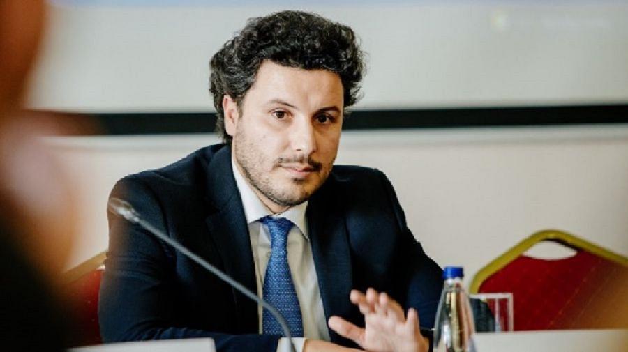 Abazović u Tirani sa Varheljijem
