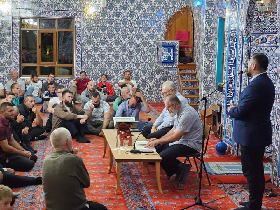 Tribina dr Kurdića i efendije Makića u Centralnoj džamiji u Rožajama