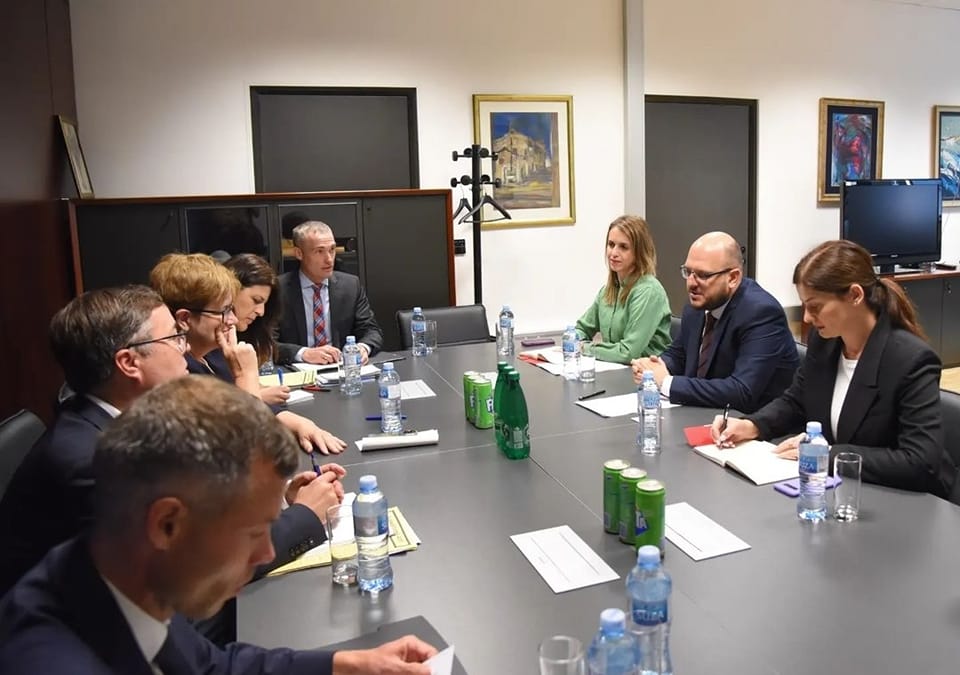 Ministar Adrović se sastao sa državnom sekretarkom Savezne Republike Njemačke Anette Kramme