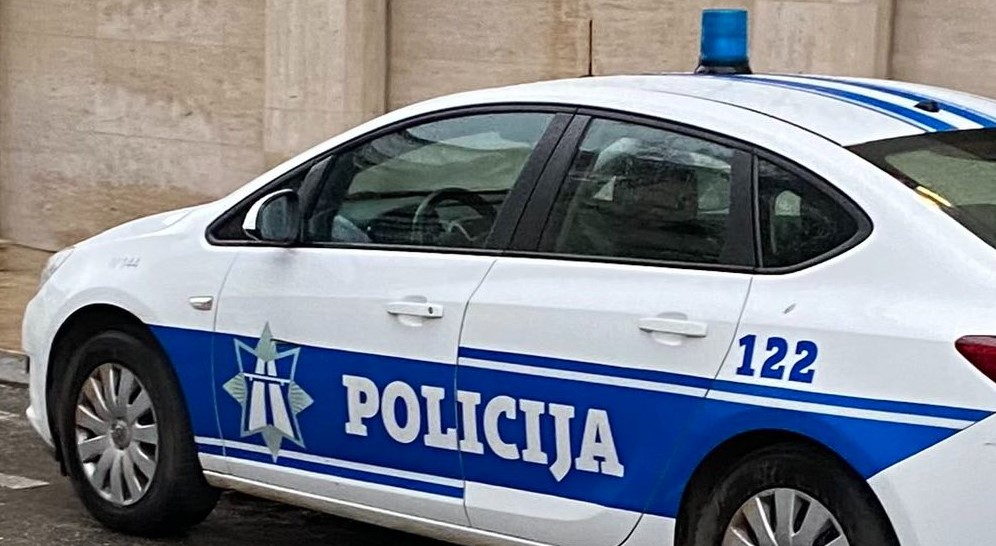 Povrijeđeni Rožajci: Auto sletio sa puta kod tunela Lokve