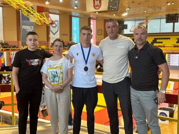 Refik Bećiragić osvojio bronzanu medalju na Balkanskom prvenstvu
