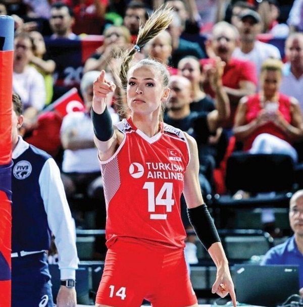 Eda Erdem (Murić) dobija statuu pored legendi Fenerbahčea