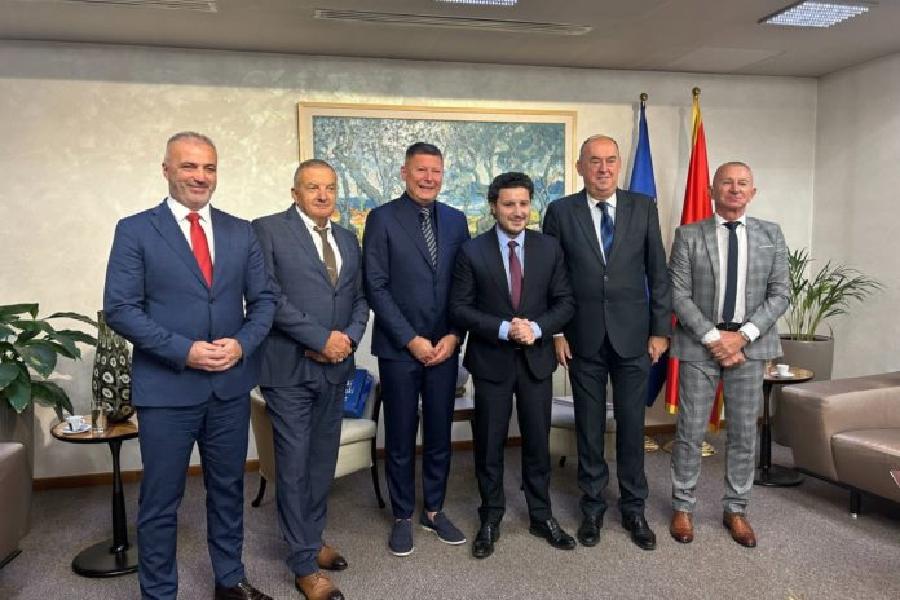 Premijer sa predstavnicima atletske federacije: Stvoriti uslove za izgradnju atletskog stadiona u  Podgorici