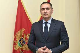Damjanović: Zbog goriva neće poskupiti namirnice, smanjenje akciza ako se nastavi rast