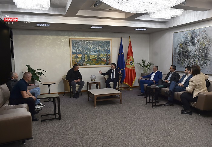 Abazović i Damjanović primili Grupu građana koja negoduje zbog najave mandatara Spajića za odlaganje popisa