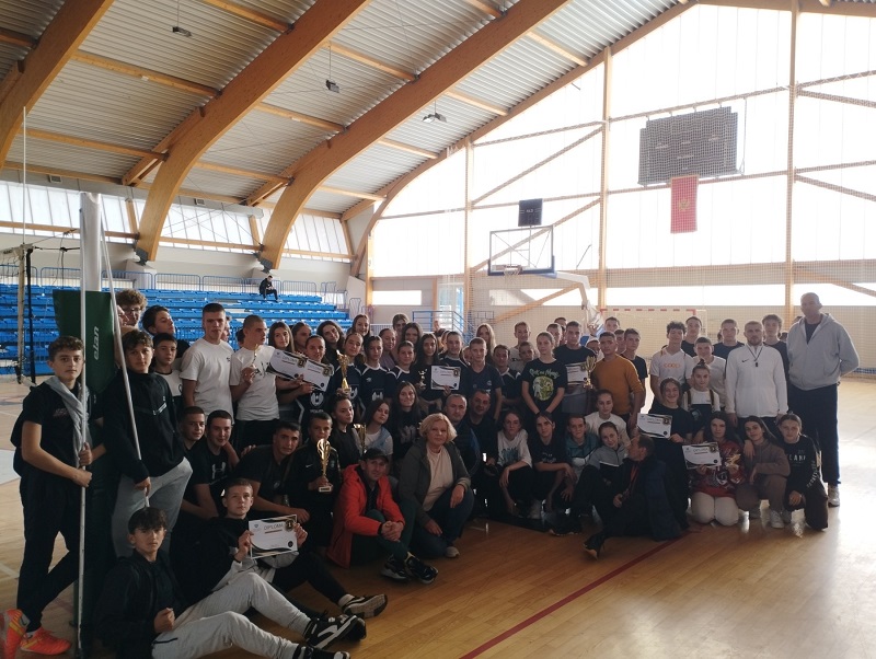 Najboljima uručeni pehari i diplome