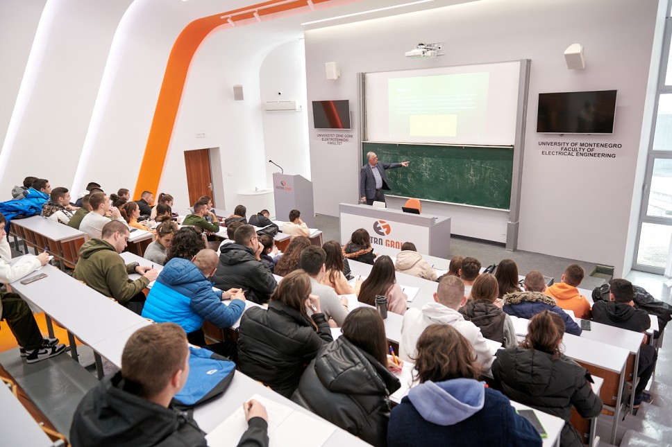 Konkurs za upis na specijalističke i master u II roku biće raspisan sjutra
