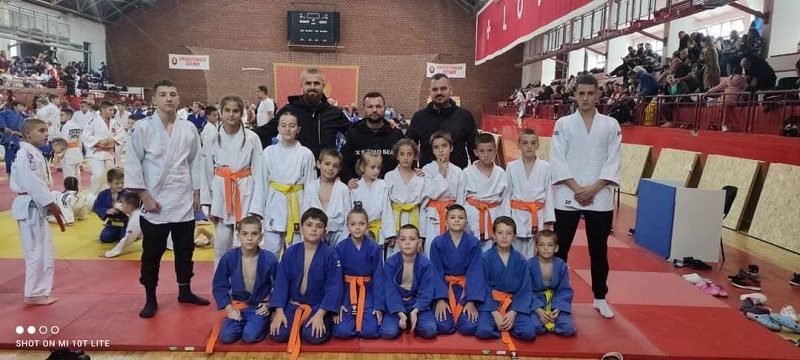 14 medalja za džudiste “Rožaja” na Cetinju