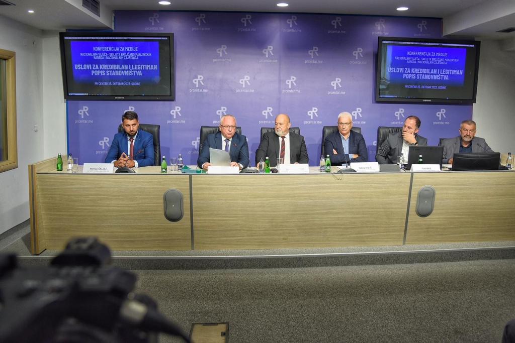 Mustafić: Veći dio predloga Spajića o popisu prihvatljiv