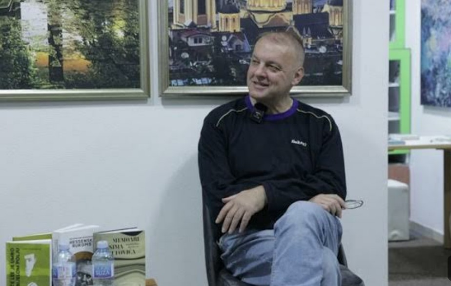 Rožaje: „Razgovori između stranica“- autorsko veče Saladina Dina Burdžovića