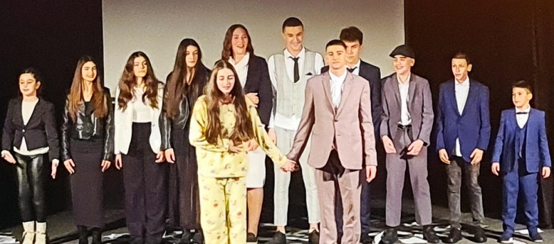 Dramski amateri iz Rožaja srdačno dočekani u Kruševcu