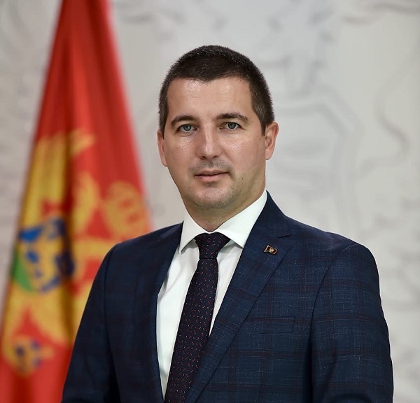 Prava djece prioritet i trajno etičko načelo