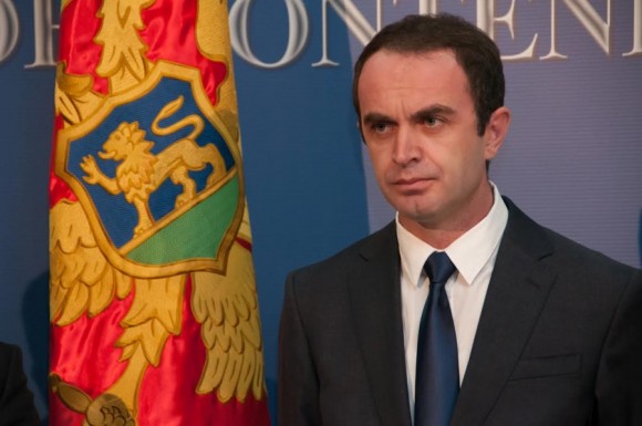 Potpredsjednik Gjeloshaj pozvan na Molitveni doručak