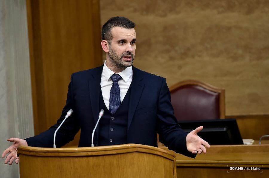 Spajić u podne odgovara na pitanja poslanika