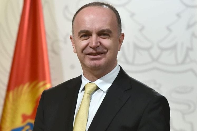 Potpredsjednik Đeljošaj čestitao Badnji dan i Božić vjernicima pravoslavne vjeroispovijesti