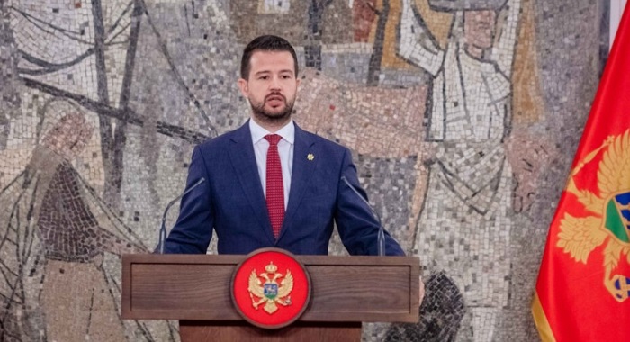 Milatović: Neka nas simbolika Božića podsjeti na zajedničke vrijednosti mira, sloge i međusobnog uvažavanja