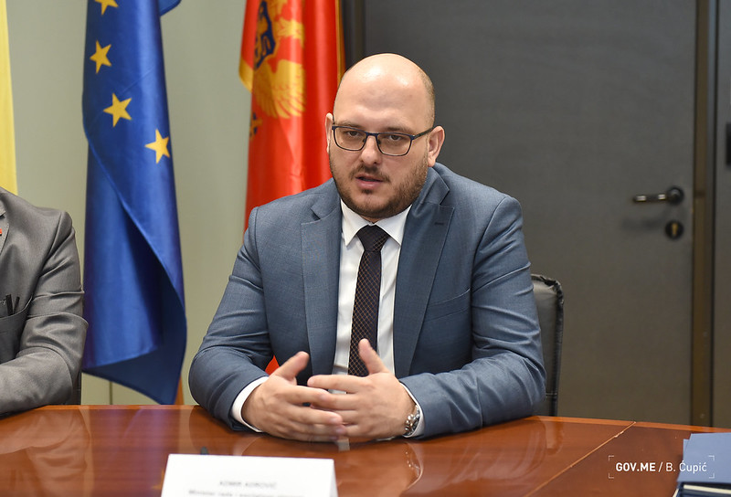 Adrović: Crna Gora nema diplomata u većini zemalja EU, nije dobro za ugled naše države