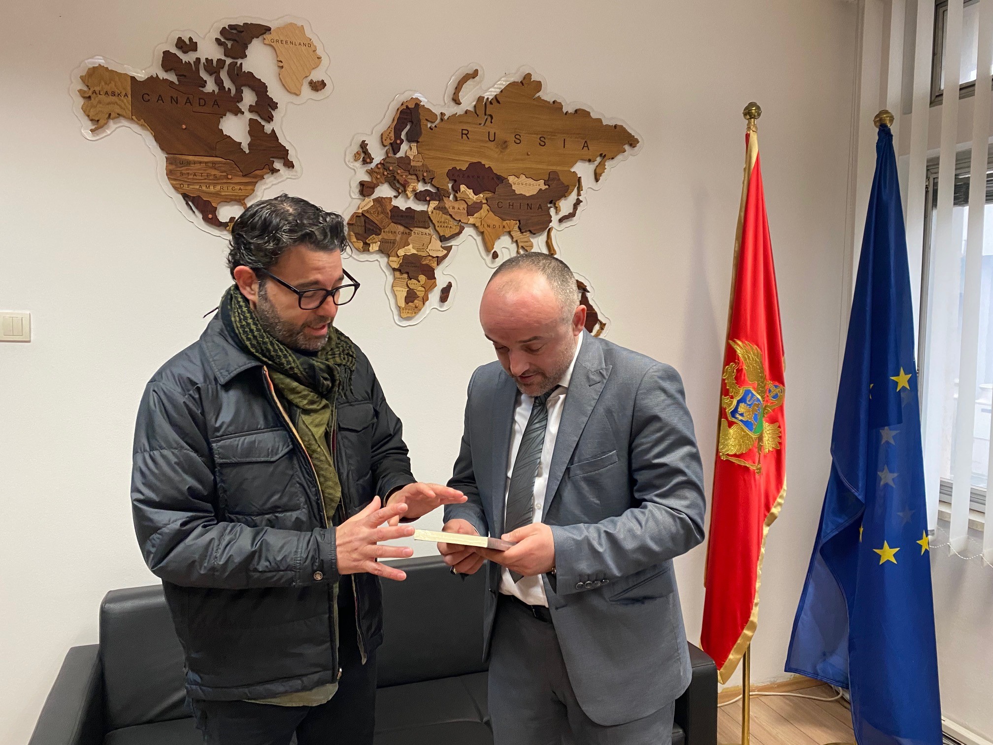 Istaknuti reditelj crnogorskog porijekla Alejandro Sugich u posjeti Upravi za saradnju sa dijasporom -iseljenicima