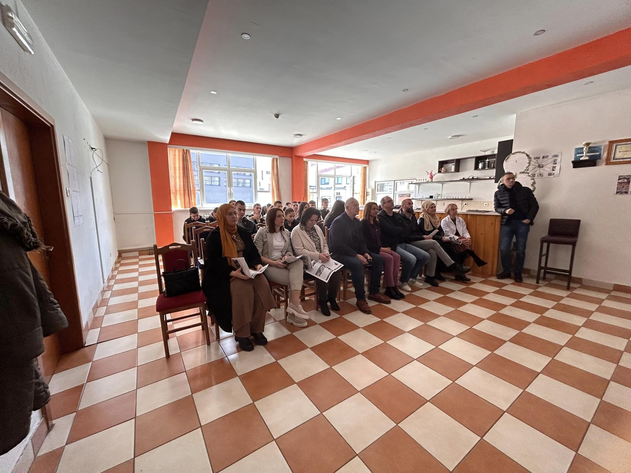Nakon pauze od deset godina promovisan list učenika i nastavnika Srednje stručne škole “Veliki odmor”