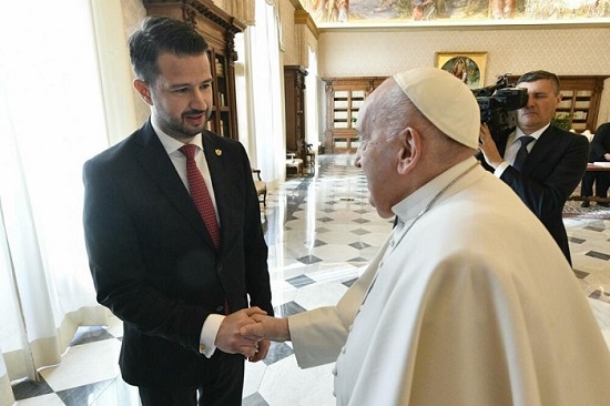 Milatović: Uskrs vrijeme promišljanja o vrijednostima koje nas čine boljim