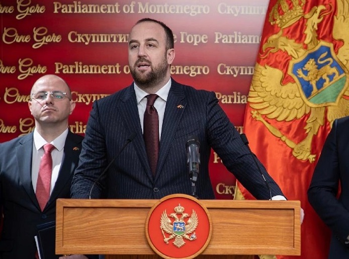 Nikolić: Vladajuća većina ruši Odbor za izbornu reformu i nadzornu ulogu Skupštine