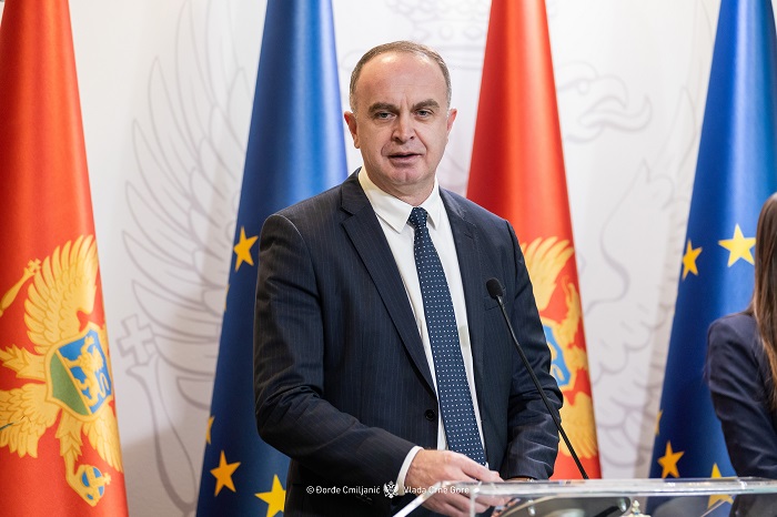 Potpredsjednik Gjeloshaj čestitao Uskrs po gregorijanskom kalendaru