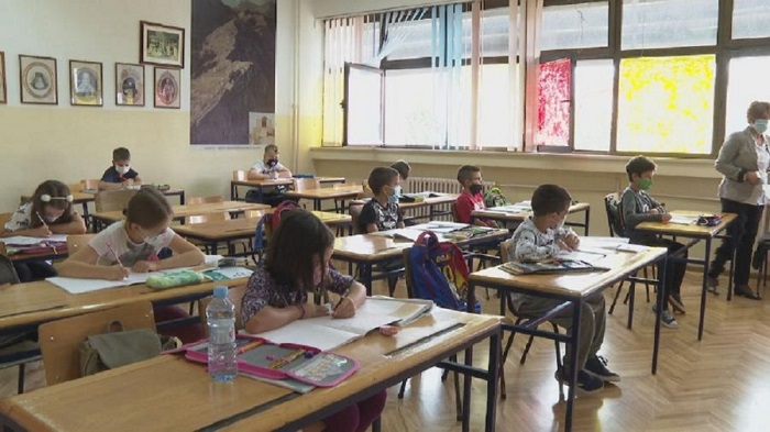 Od ponedjeljka elektronski upis 8.900 prvaka